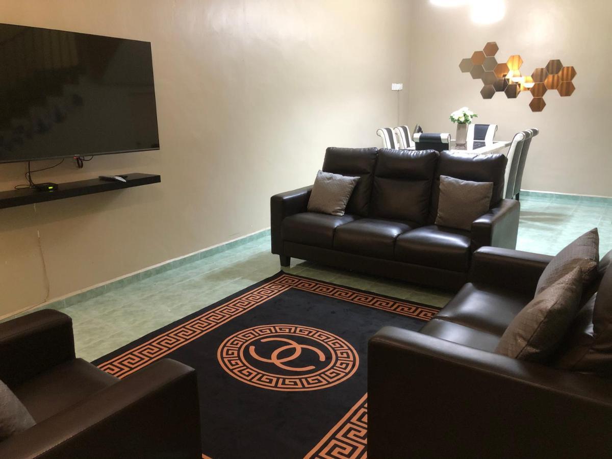 Fateh Homestay Arau Esterno foto