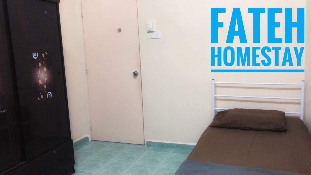 Fateh Homestay Arau Esterno foto
